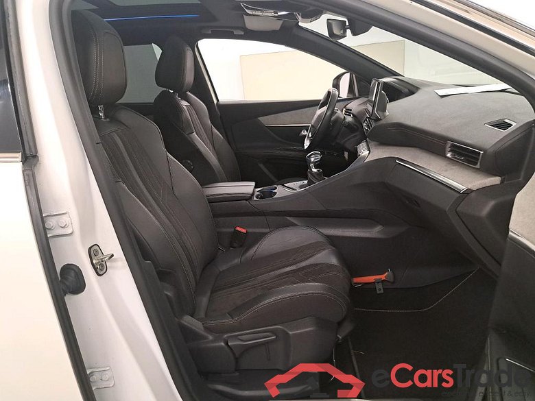 Peugeot 5008 GT PureTech 130 5d #3