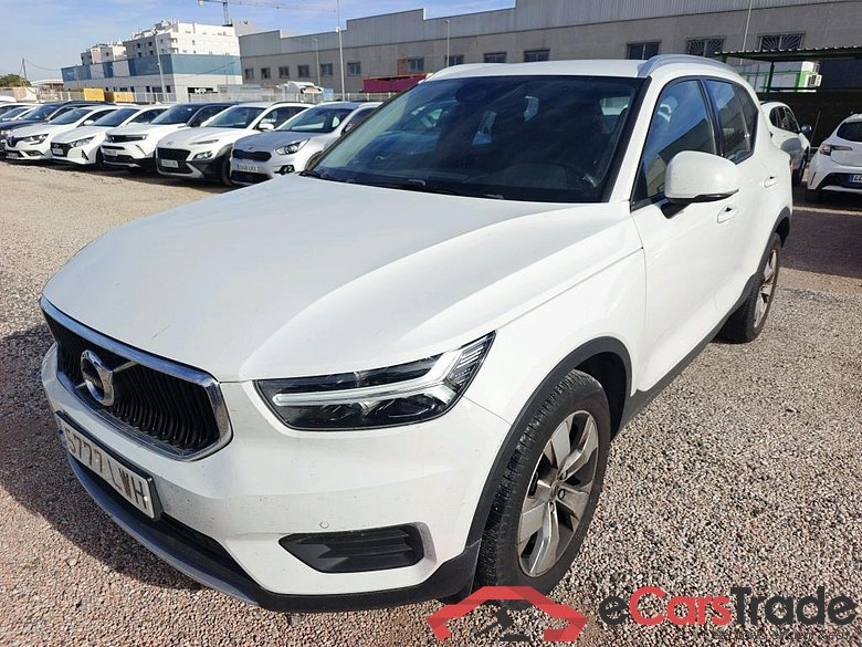 VOLVO XC40 / 2017 / 5P / todoterreno 1.5 T2 Momentum Pro Auto #1
