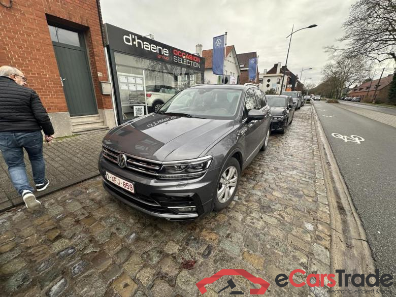 VOLKSWAGEN Tiguan Platinum 2.0 TDI SCR 110 kW (150 ch) 7 vitesses DSG