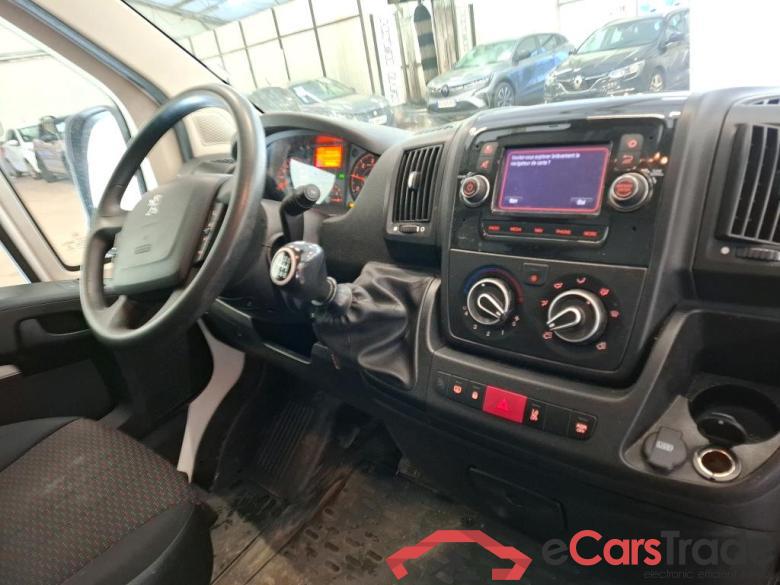 PEUGEOT Boxer / 2014 / 4P / Fourgon tôlé BlueHDi 140 S&S ASPHALT 335 L2H2 #5