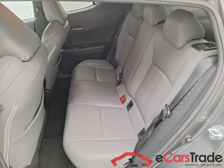 Toyota, C-HR '16, Toyota C-HR 1.8 VVT i-Hybrid C-Lub Aut. 5d #4