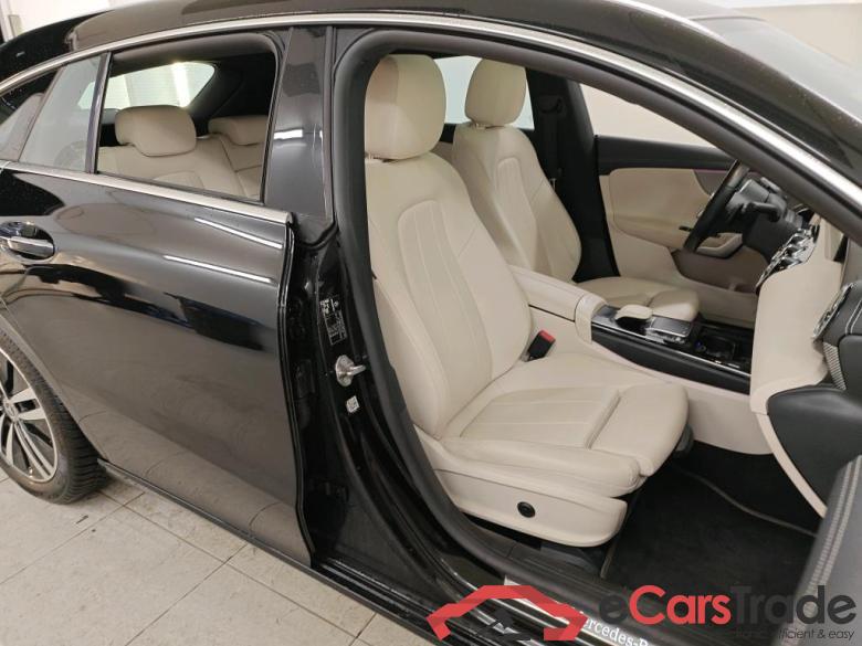 Mercedes-Benz CLA Shooting Brake CLA 180 d DCT Bus. Solution Luxury 5d + Pano #3