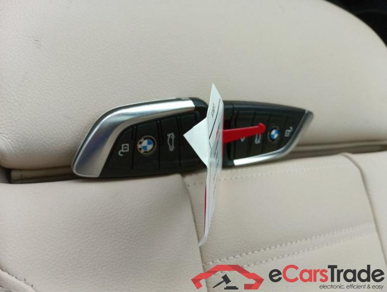 BMW iX3 74 kWh iX3 286 5d #4