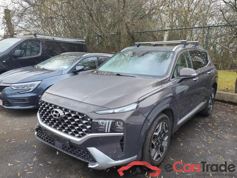 Hyundai Santa Fe 1.6 T-GDi Plug-in Hybrid 4x4 Shine Aut. 5d !!! Damaged Car !!! Enkel IB 2 aanwezig !!!