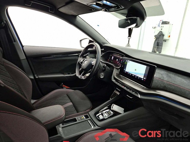 SKODA Octavia 1.4 TSI RS Phev iV DSG #3