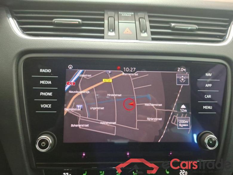 SKODA Octavia Combi 110 kW #2