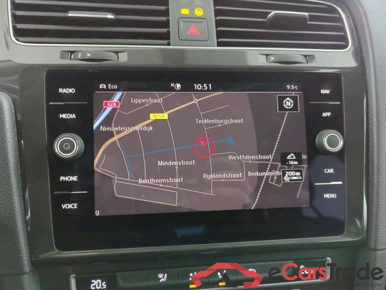 VOLKSWAGEN e-Golf 100 kW #3