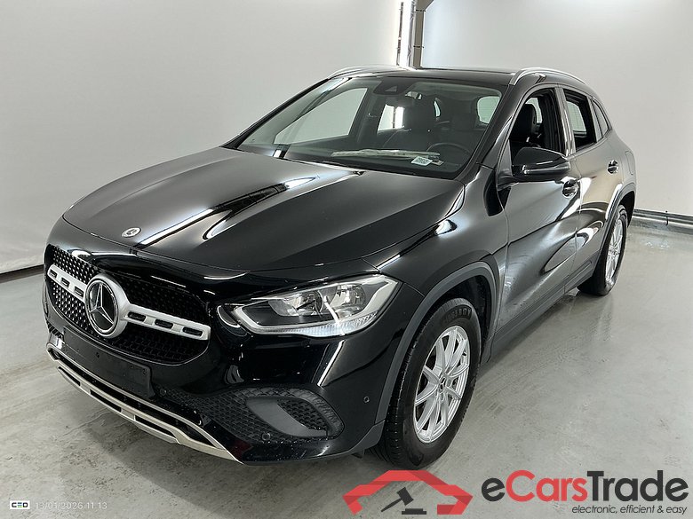 Mercedes GLA 180d Aut. Navi 1/2 Leather KeylessGo Klima PDC ... #1