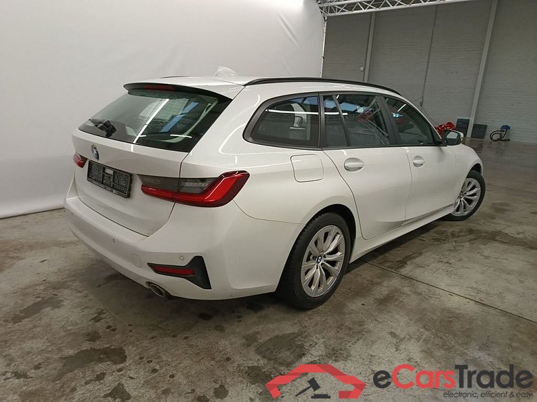 BMW 3 TOURING DIESEL - 2019 318 dA MHD 150 AdBlue 5d #2