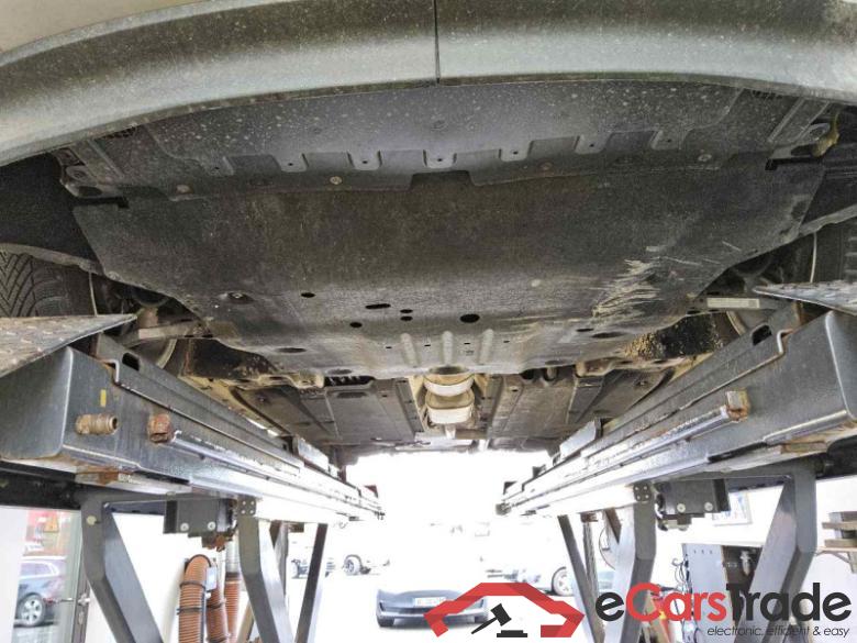 Opel Astra 1.2 Turbo Start/Stop Sports Tourer Edition Kombi, 5-türig, 6-Gang #5