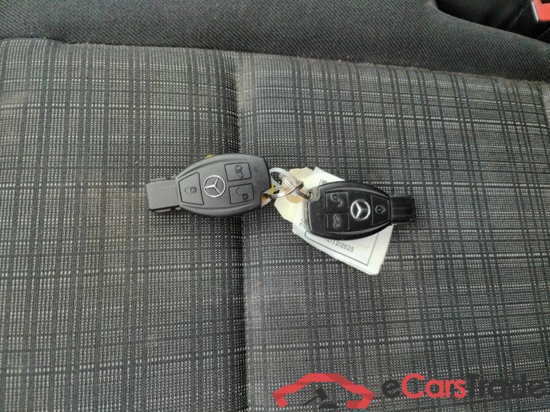 MERCEDES-BENZ VITO 116 FOURGON SWB DSL - 2019 2.1 BlueTEC 163 A1 (EU6.3) 4d #4