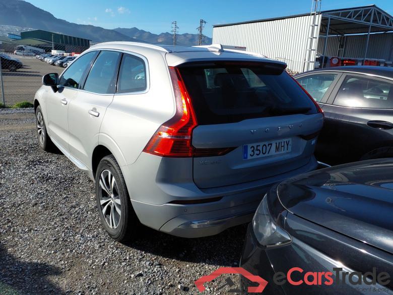 VOLVO XC60 Recharge T6 plug-in hybrid eAWD Eléctrico/Gasolina (Pano) #2