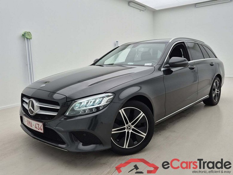 Mercedes C 180d Aut. LED-Xenon Navi-Pro 1/2 Sport-Leather KeylessGo Camera Klima PDC ...