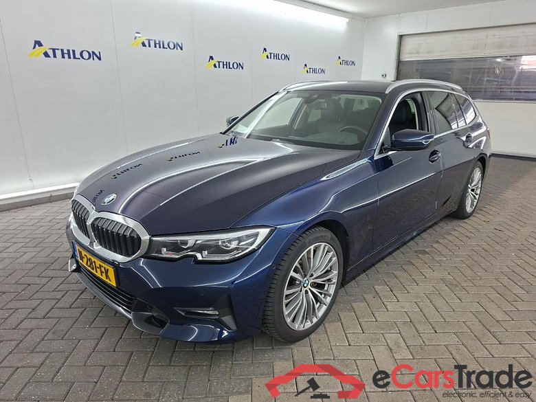 BMW 3-serie Touring 318iA 5D 115kW