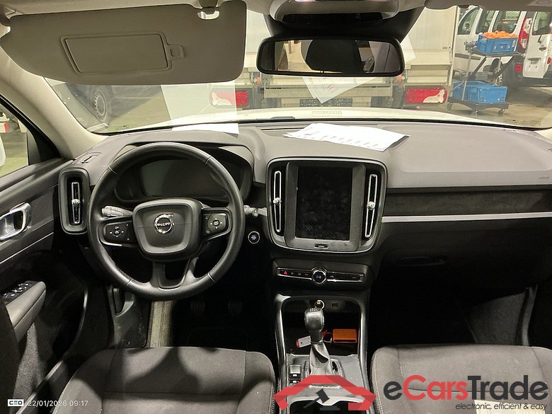 Volvo XC40 1.5 T2 LED Virtual ACC Navi KeylessGo Klima PDC ... #6