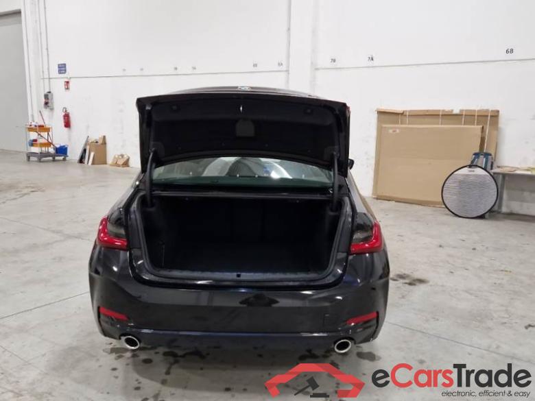 BMW SERIE 3 / 2022 / 4P / BERLINA 318D 48V AUTO #5