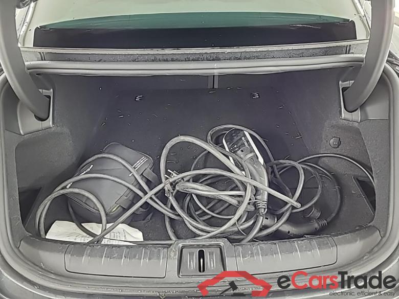 PORSCHE Taycan - 4D 300kW #5