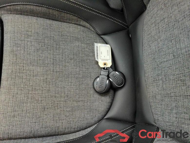 MINI E-MINI 28.9 kWh Cooper SE 184 M 3d #4