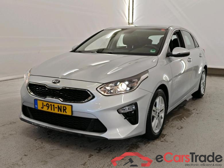 Kia Ceed 1.4 T-GDi DCT DynamicLine 5d