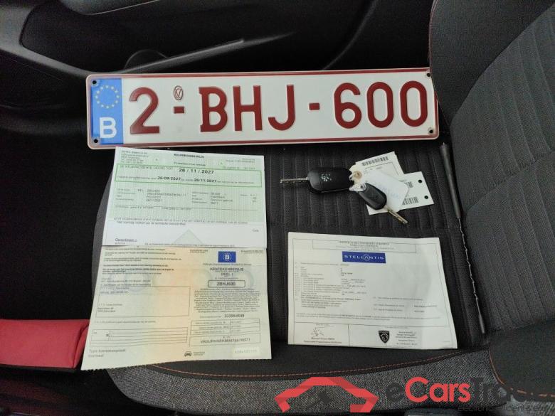 Peugeot 208 1.2 PureTech 100 MAN6 S&S Active Pack 5d #4