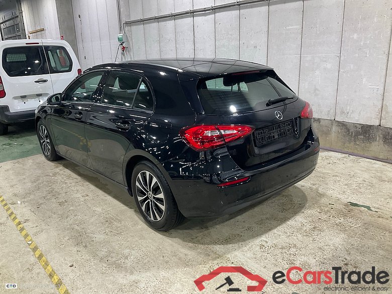 MERCEDES-BENZ CLASS A (W177) A 160 Business Solution #3