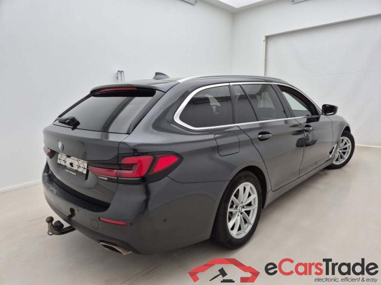 BMW 5-SERIE TOURING 518D AUT #2