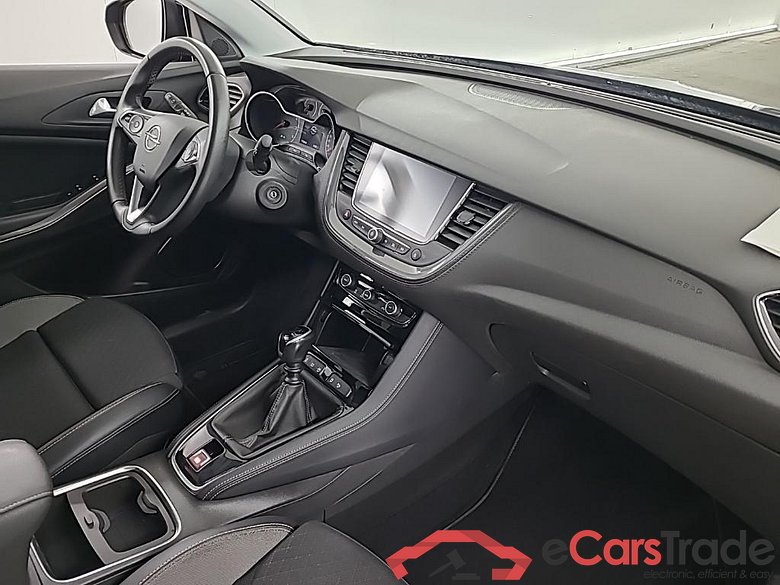 OPEL Grandland X 1.2 Turbo S&S 96kW Bus. Executive 5D #6