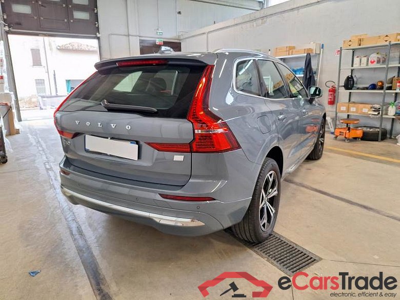 VOLVO XC60 / 2021 / 5P / SUV T6 PLUG-IN AWD AUTO RECHARGE INS. EXP #2