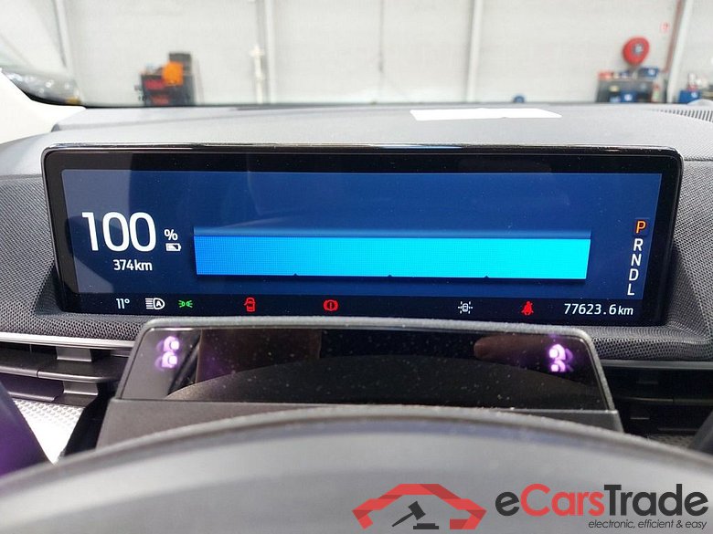 FORD MUSTANG MACH-E 76 kWh Standard Range RWD 5d #6