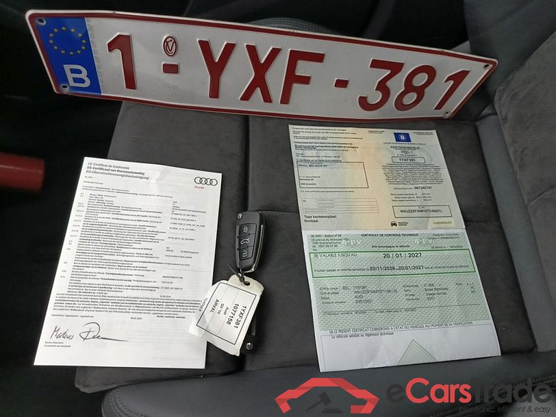 Audi Q3 35 TDI S Tronic Business Edition 5d #4