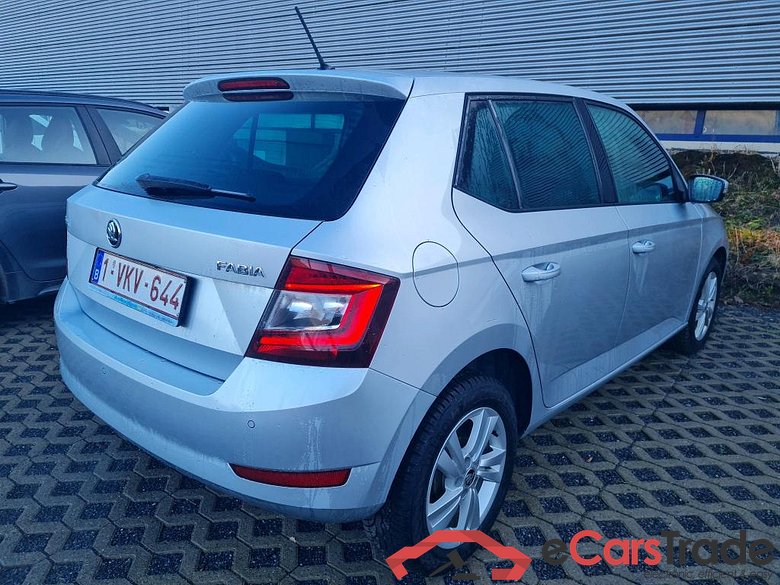 SKODA Fabia 1.0i Ambition #4