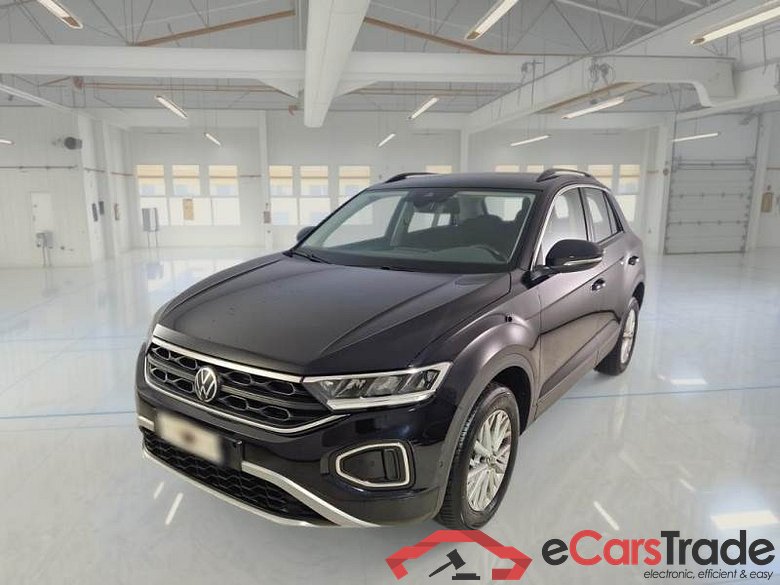 VOLKSWAGEN T-ROC / 2021 / 5P / SUV 2.0 TDI SCR LIFE DSG