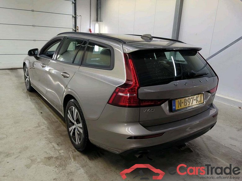VOLVO V60 2.0 B3 Mom. Adv. #6