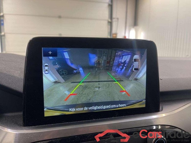 FORD KUGA 2.5 PHEV Titanium #6