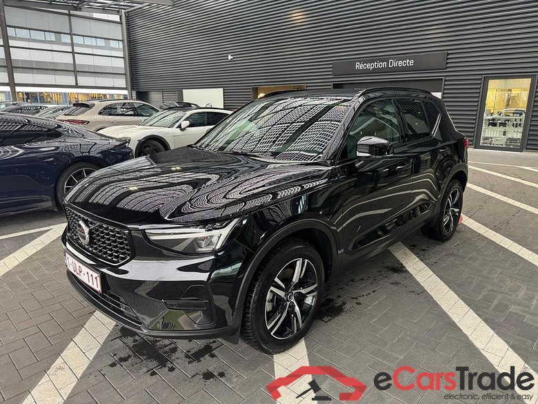 VOLVO XC40 Plus Dark Design DCT