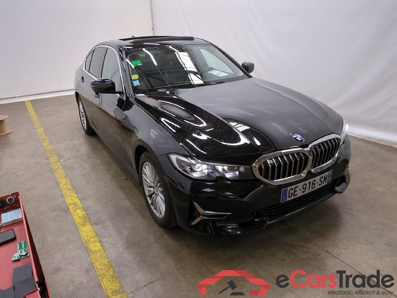 BMW Série 3 Berline / 2018 / 4P / Berline 320d 190ch Luxury BVA8 #4