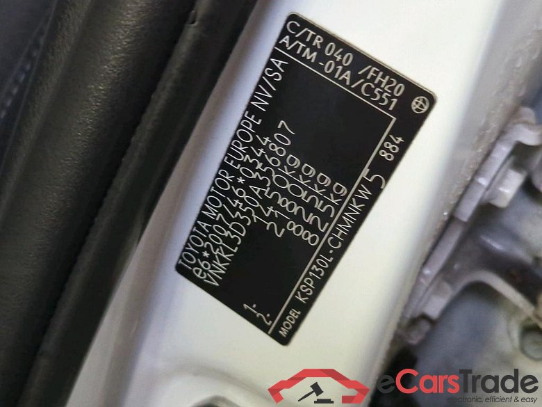 Toyota Yaris 1.0 VVT-i Connect 5d #6