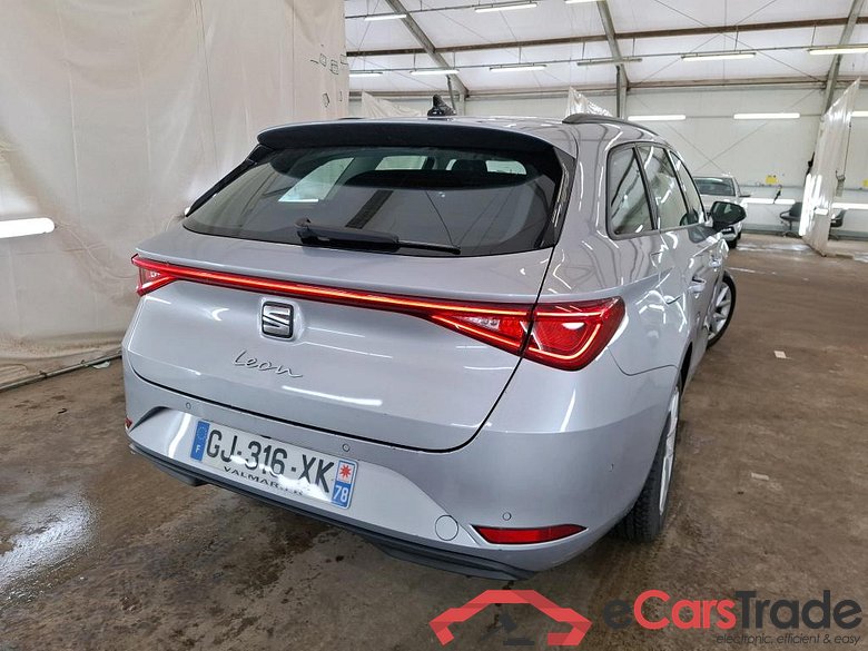 SEAT Leon Sportstourer / 2020 / 5P / Break 1.0 eTSI 110 DSG S&S Style Business #3