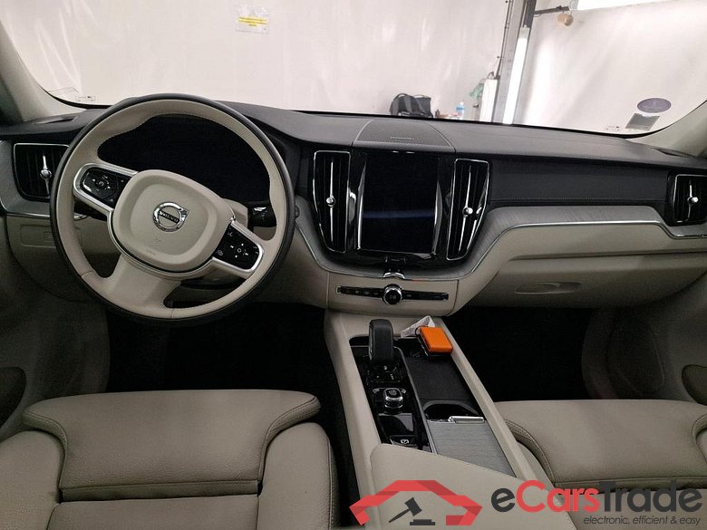 VOLVO XC60 / 2021 / 5P / SUV PHEV T6 350 GT 8 Ultra Style Chrome #5