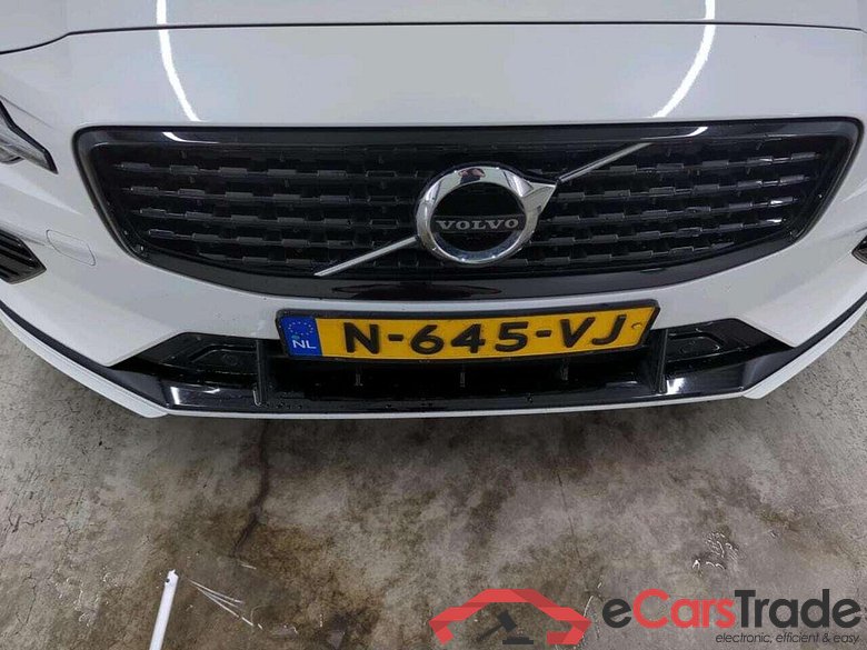 VOLVO V60 2.0 T6 AWD R. R-Des. #4