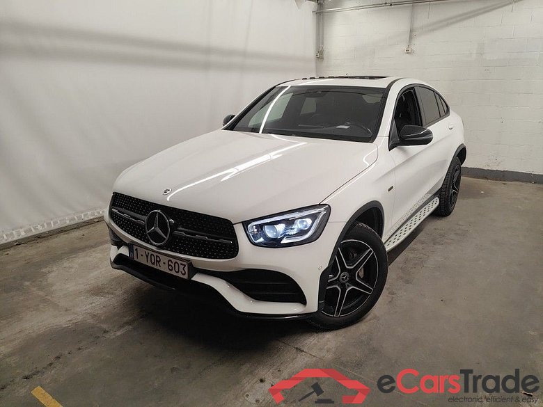 Mercedes-Benz GLC Coupé GLC 300 de 4MATIC 5d #1