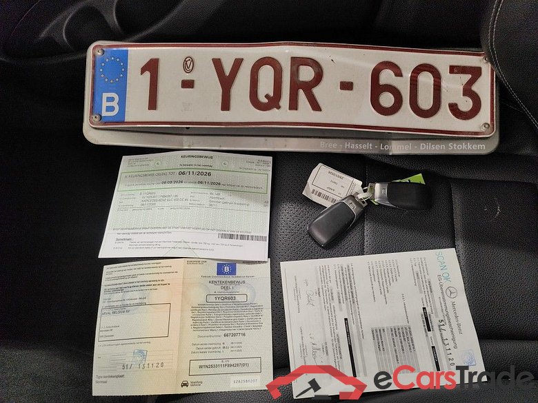 Mercedes-Benz GLC Coupé GLC 300 de 4MATIC 5d #4