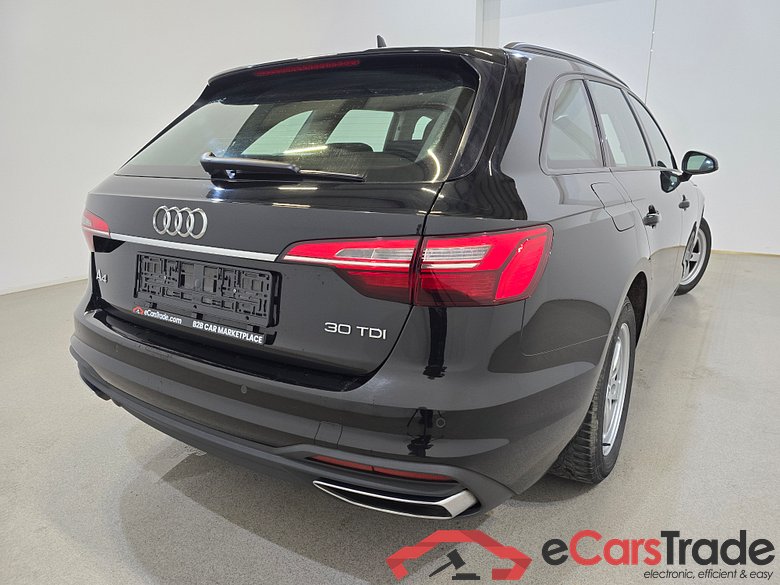 Audi A4 2.0 30 TDI Aut. LED-Xenon Navi KeylessGo Klima PDC ... #4