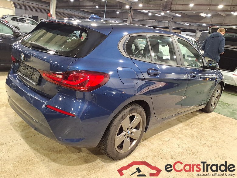 BMW 1 SERIES HATCH 1.5 118IA (103KW) #4