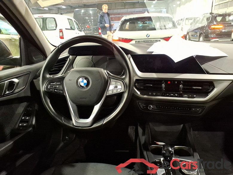 BMW 1 SERIES HATCH 1.5 118IA (103KW) #6