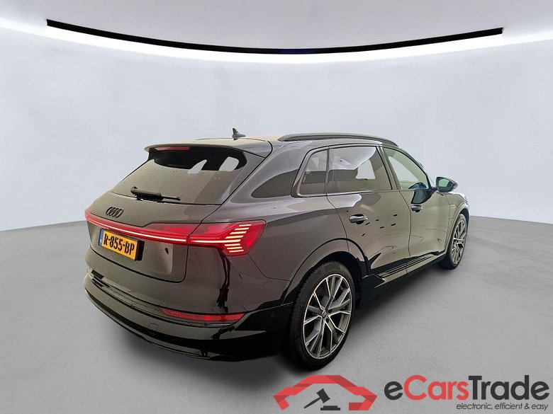 AUDI e-tron 300 kW #6