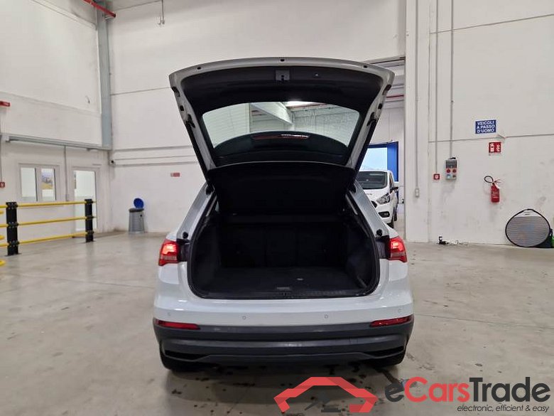 AUDI Q3 / 2018 / 5P / SUV 35 TDI S TRONIC #5