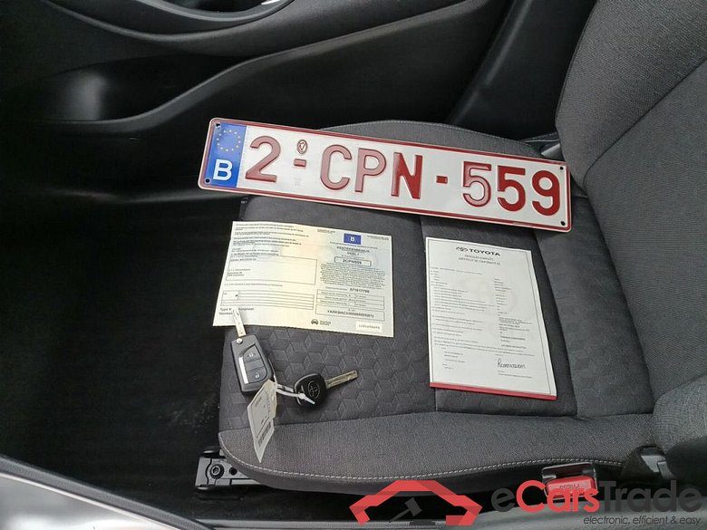 Toyota Yaris 1.5 VVT-i Hybrid Dynamic e-CVT 5d #4