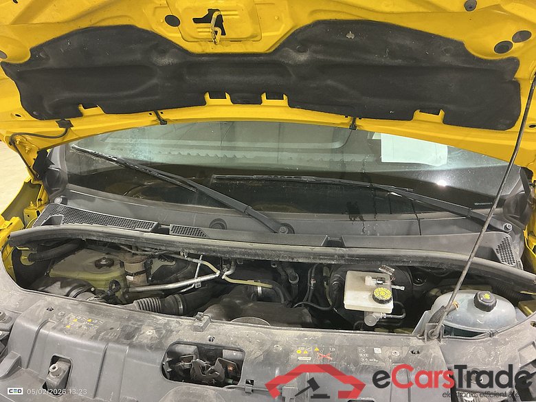 RENAULT MASTER 2.3 DCI 180 E. BL. G CONFORT L3H2 35 AMT #6