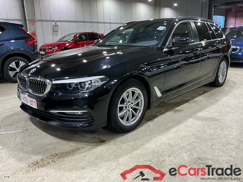 BMW 5 TOURING DIESEL - 2017 520 dA (EU6d-TEMP) #1